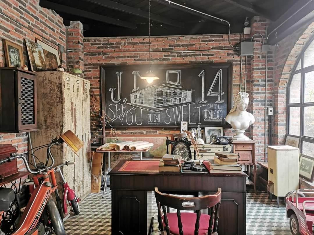 J No.14 Bed & Breakfast Bangkok Bagian luar foto