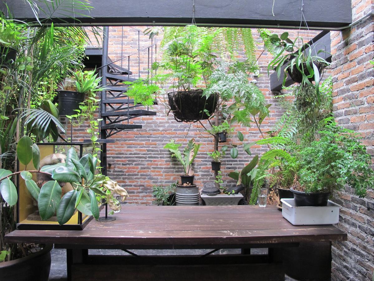 J No.14 Bed & Breakfast Bangkok Bagian luar foto
