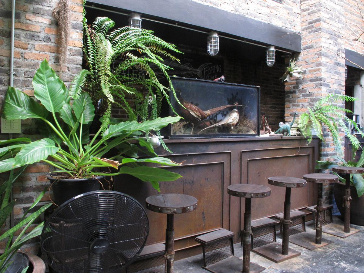 J No.14 Bed & Breakfast Bangkok Bagian luar foto