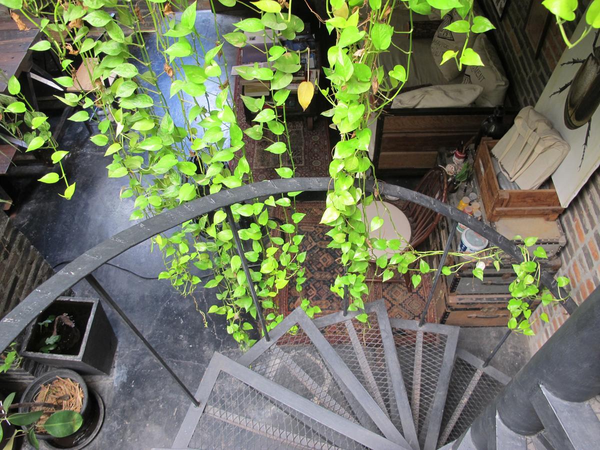 J No.14 Bed & Breakfast Bangkok Bagian luar foto